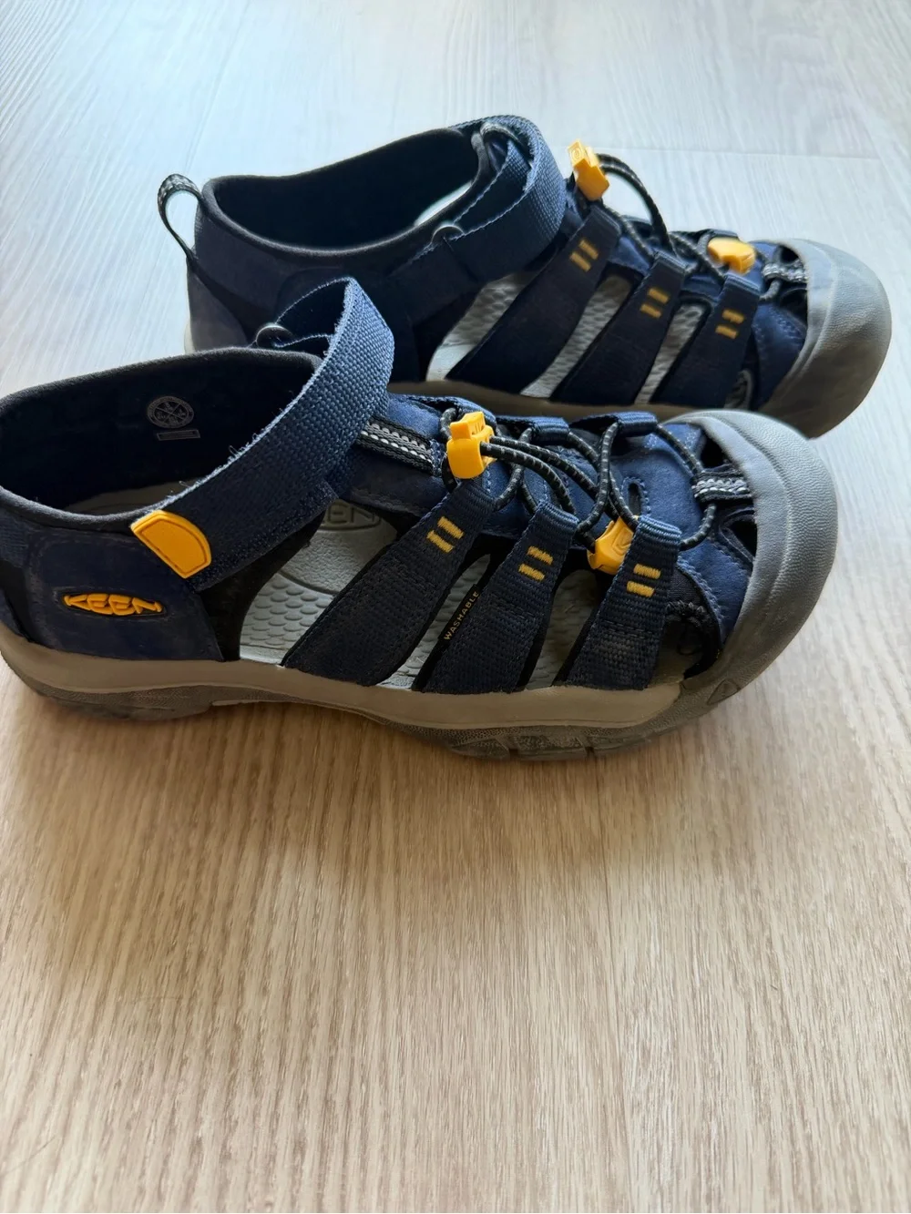 Keen Kids Navy and Yellow Closed-Toe Sport Sandals